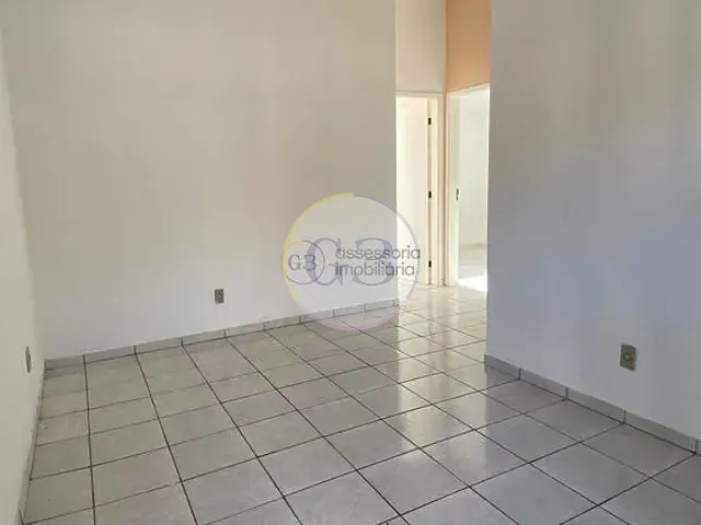 Apartamento 3 quartos e 1 banheiro, para alugar, no bairro Centro em Pelotas