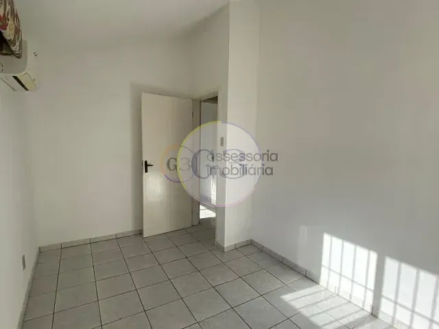 Apartamento 3 quartos e 1 banheiro, para alugar, no bairro Centro em Pelotas