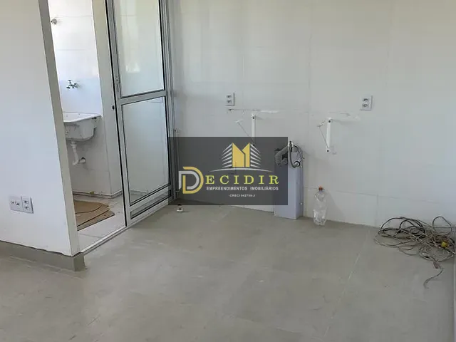 Apartamento 2 quartos e 1 banheiro, à venda, no bairro Vila Paranaguá em São Paulo