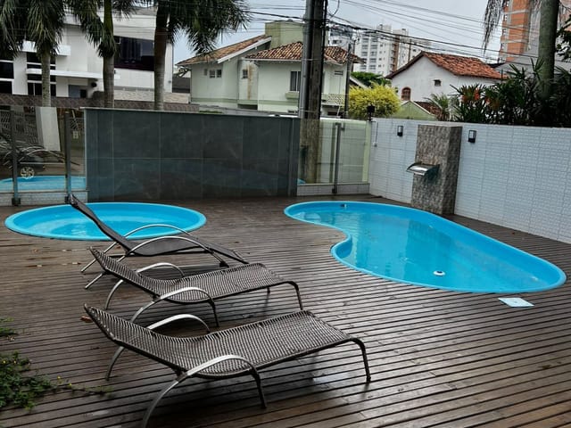 Apartamento 2 quartos e 2 banheiros, à venda, no bairro Vila Operária em Itajaí