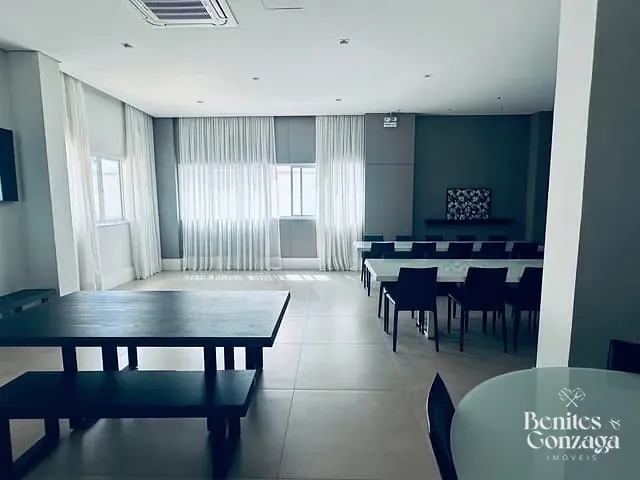 Apartamento 3 quartos e 2 banheiros, à venda, no bairro Zona 03 em Maringá