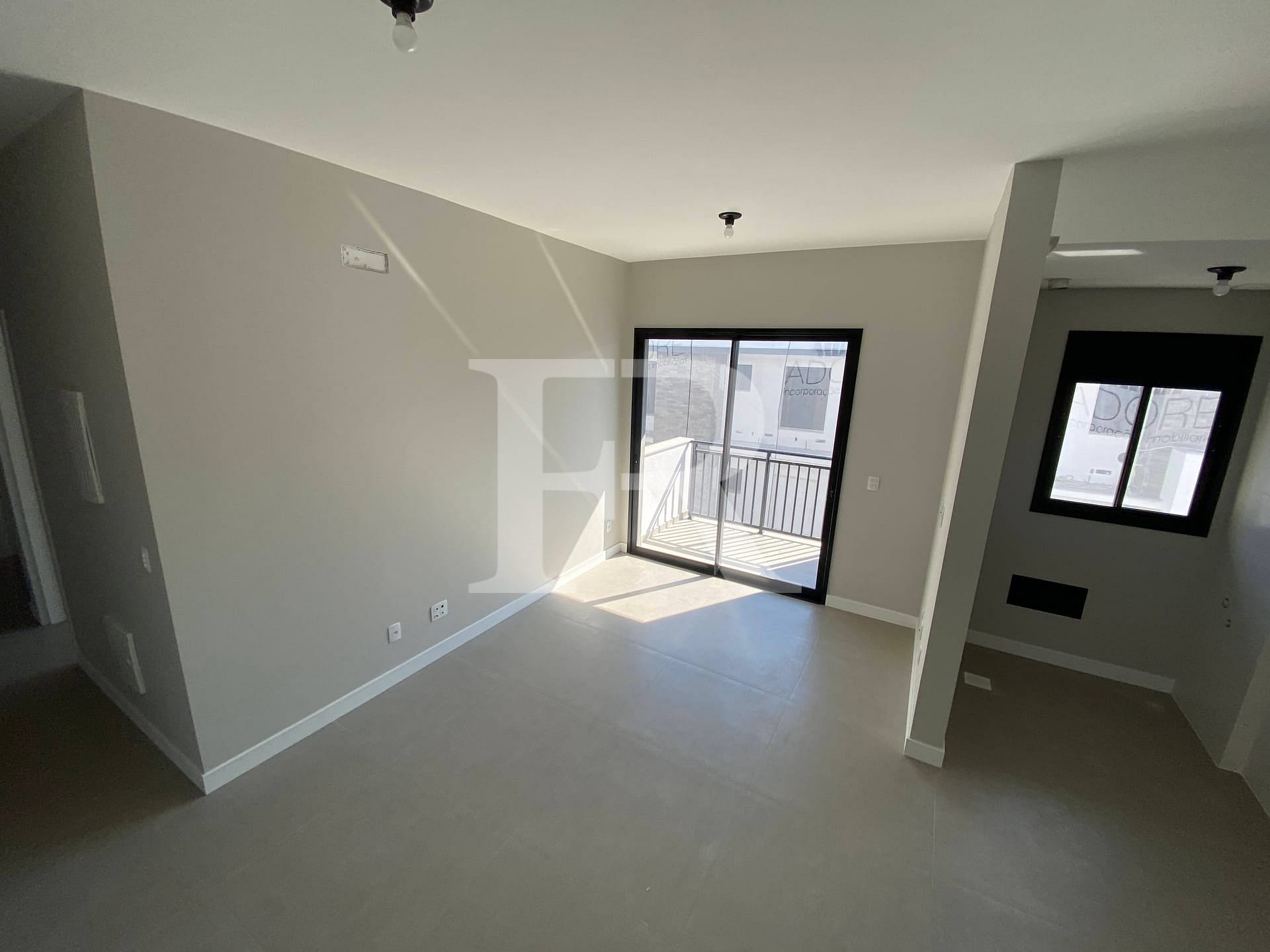 Apartamento à venda com 2 quartos, 65m² - Foto 5