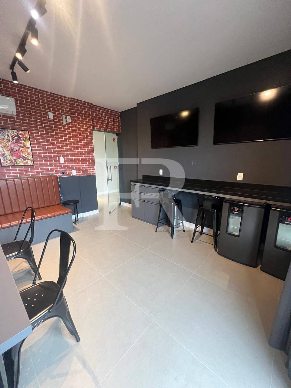 Apartamento à venda com 2 quartos, 65m² - Foto 24