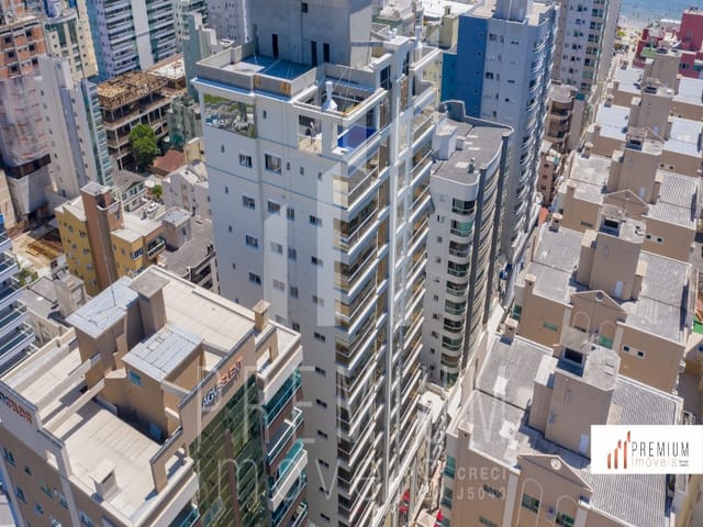 Cobertura / Penthouse com 328m², à venda, no bairro ITAPEMA em ITAPEMA