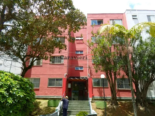 Apartamento 2 quartos e 1 banheiro, para alugar, no bairro Jardim Piratininga em São Paulo