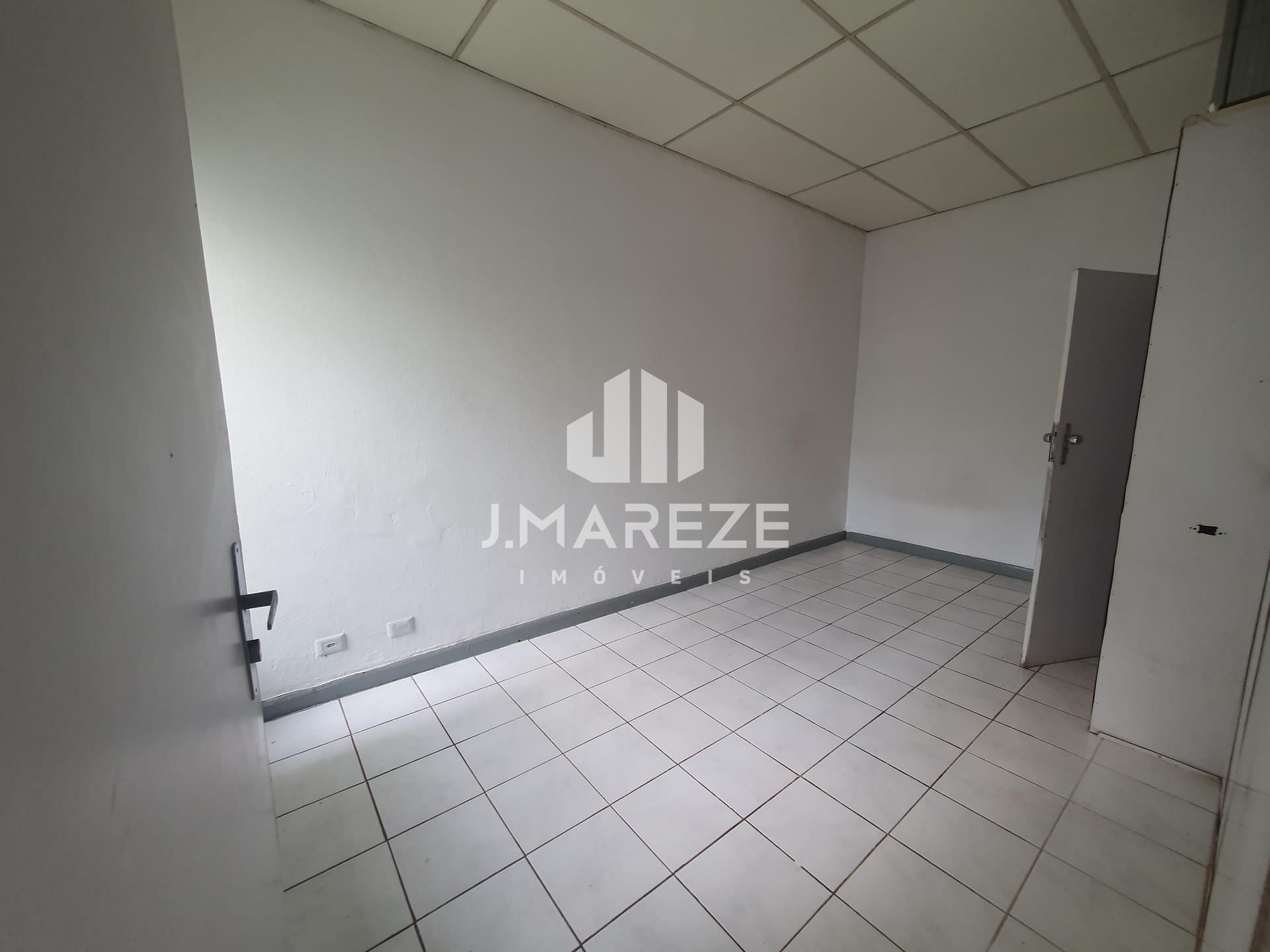 Apartamento à venda com 3 quartos, 108m² - Foto 9