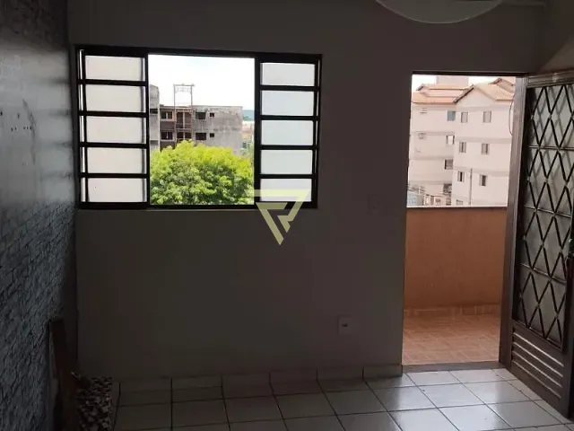Apartamento 2 quartos e 1 banheiro, à venda, no bairro Jardim Marchesi em Ribeirão Preto