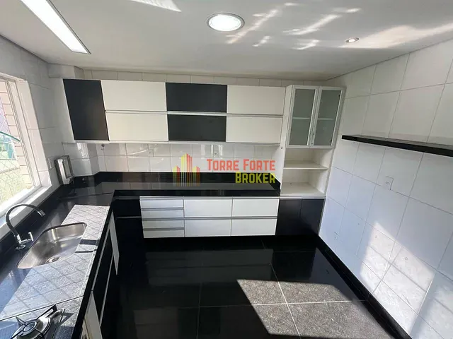Apartamento com 209m² 4 quartos e 3 banheiros, à venda, no bairro Buritis em Belo Horizonte