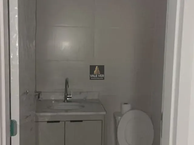 Apartamento 2 quartos e 1 banheiro, à venda, no bairro Bairro da Floresta em São José dos Campos