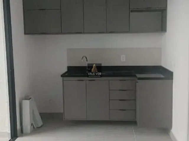 Apartamento 2 quartos e 1 banheiro, à venda, no bairro Bairro da Floresta em São José dos Campos
