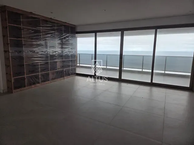 Apartamento 4 quartos e 5 banheiros, à venda, no bairro Barra em Salvador