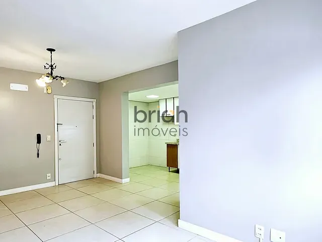 Apartamento 2 quartos e 2 banheiros, à venda, no bairro Centro em São Leopoldo