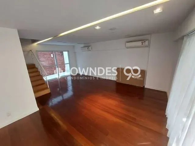 Apartamento com 200m² 3 quartos e 2 banheiros, à venda, no bairro Leblon em Rio de Janeiro