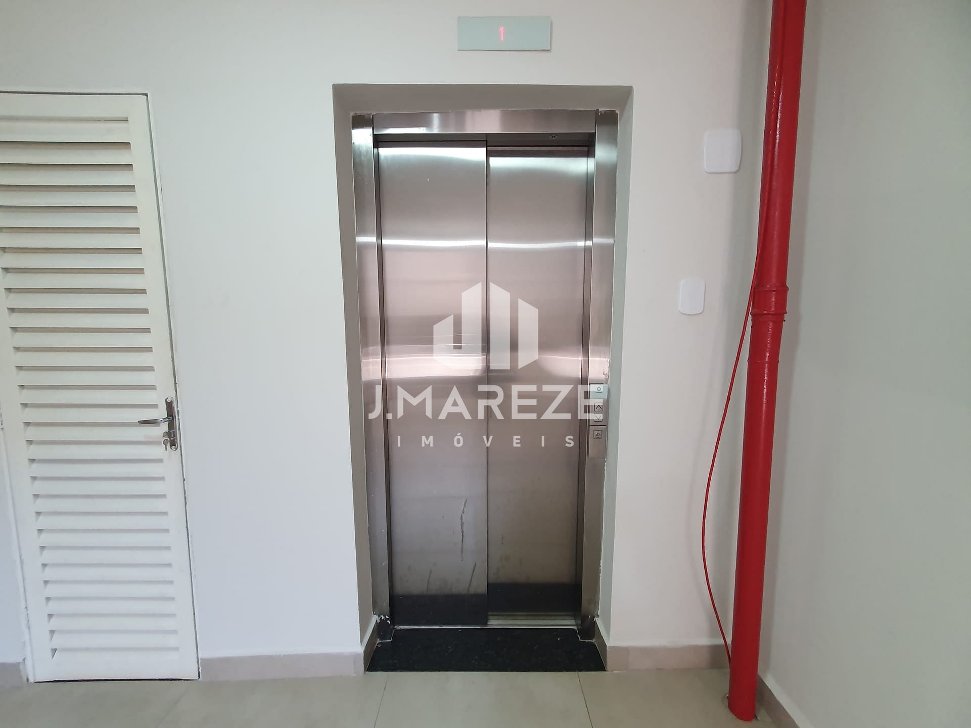 Apartamento à venda com 2 quartos, 70m² - Foto 5