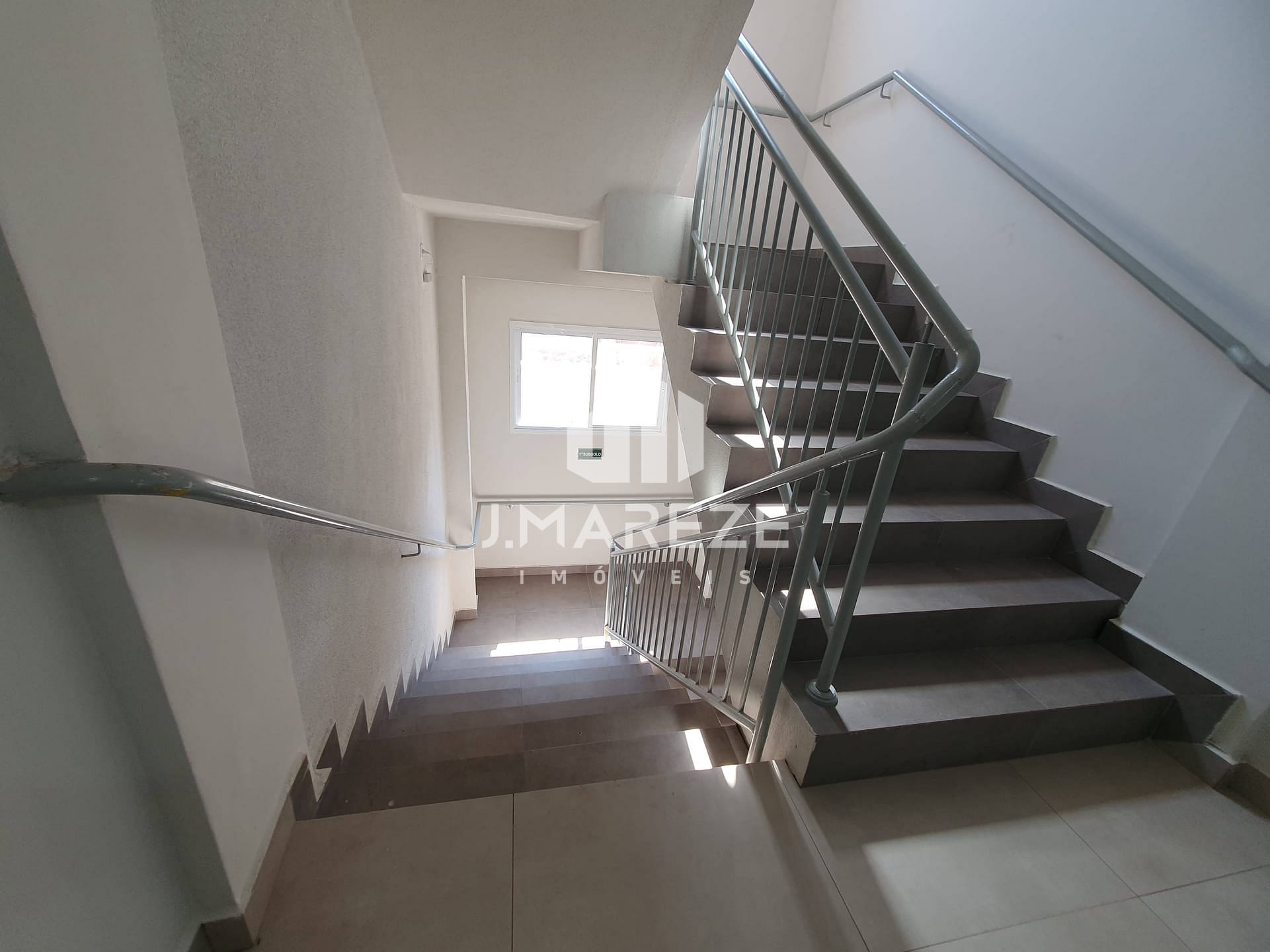 Apartamento à venda com 2 quartos, 70m² - Foto 6