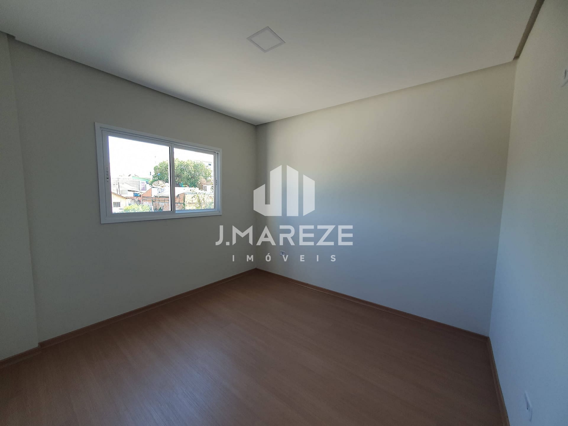 Apartamento à venda com 2 quartos, 70m² - Foto 13