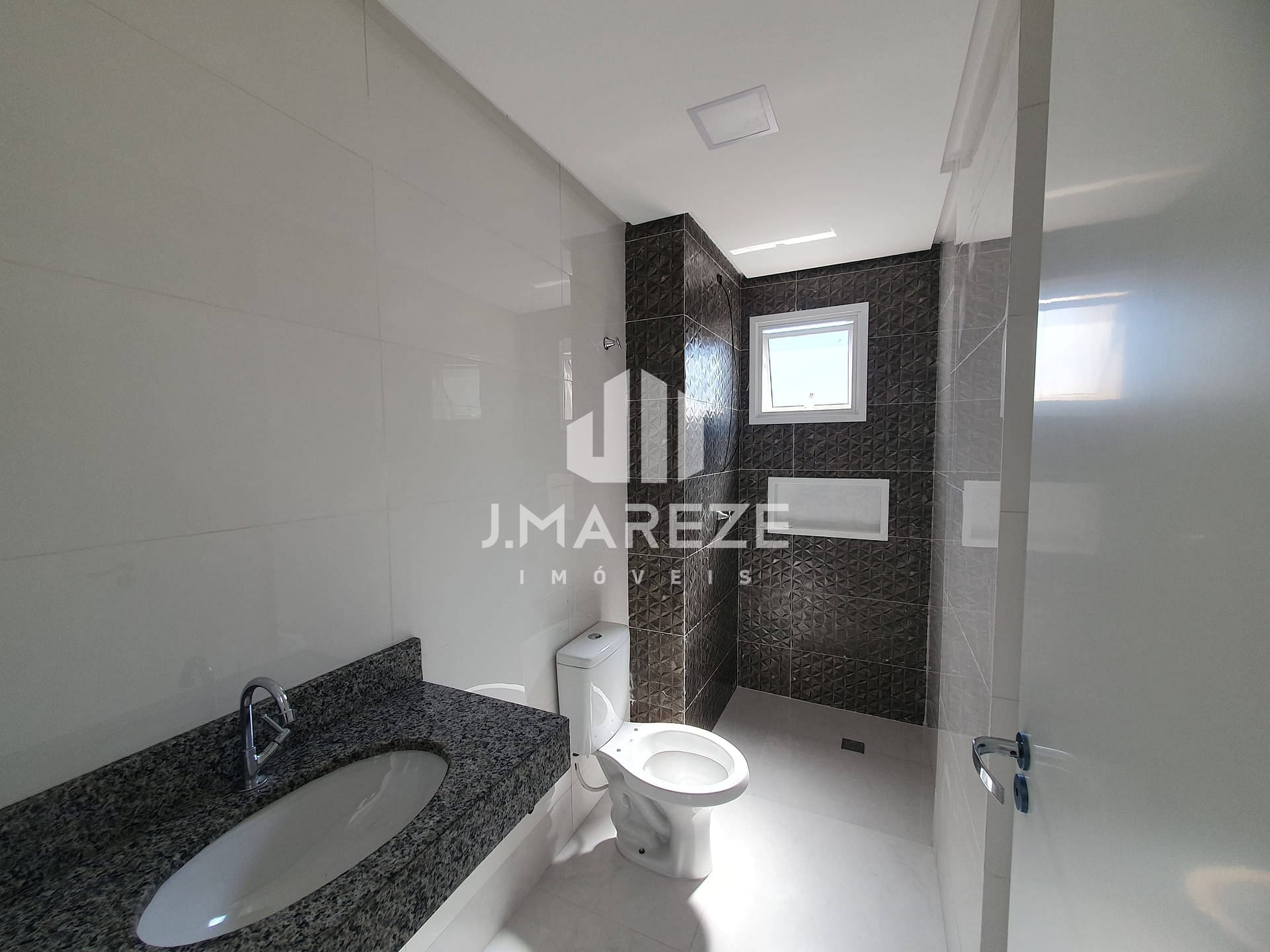 Apartamento à venda com 2 quartos, 70m² - Foto 16