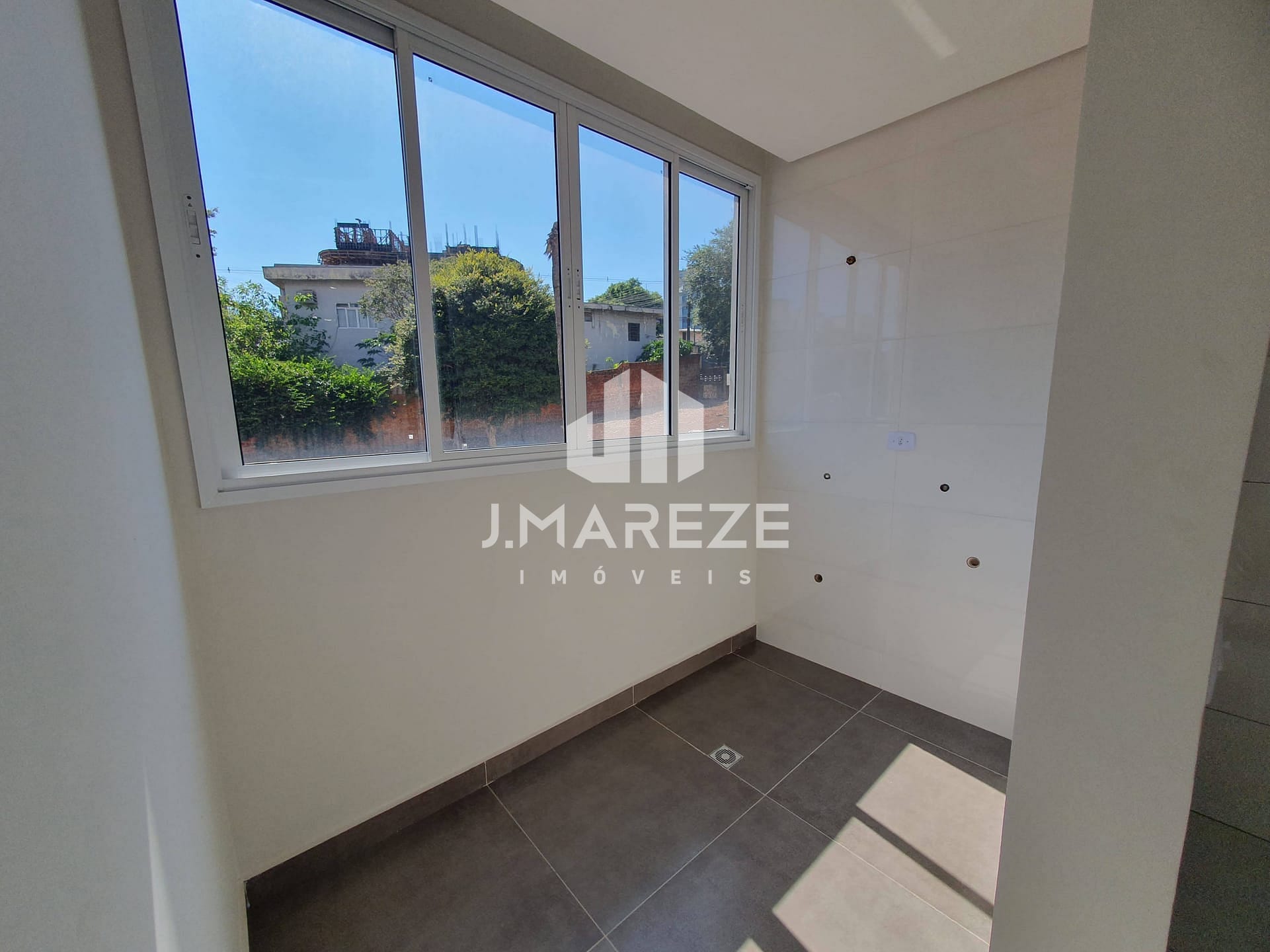 Apartamento à venda com 2 quartos, 70m² - Foto 14