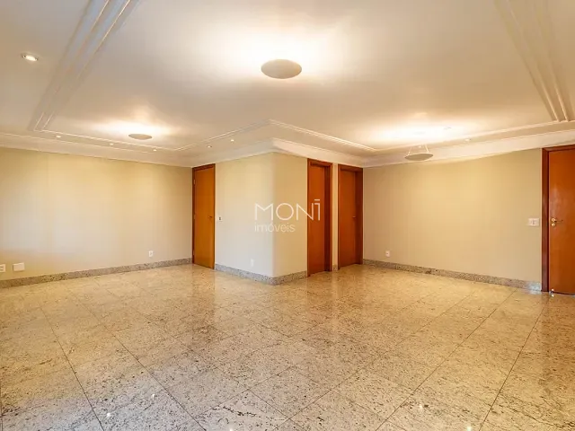 Apartamento 4 quartos e 2 banheiros, à venda, no bairro Asa Norte em Brasília