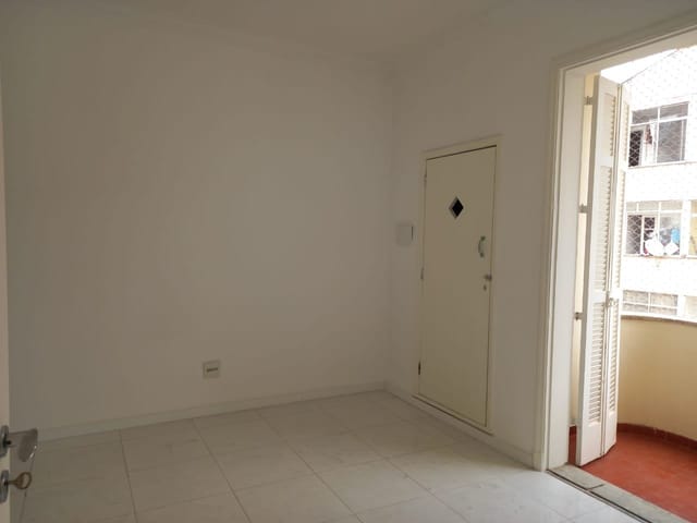 Apartamento com 48m² 1 quarto e 1 banheiro, à venda, no bairro Catete em Rio de Janeiro