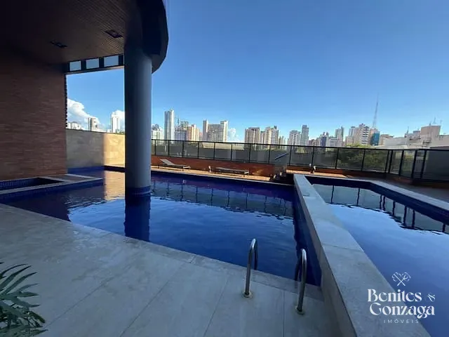 Apartamento com 520m² 4 quartos e 5 banheiros, à venda, no bairro Zona 01 em Maringá