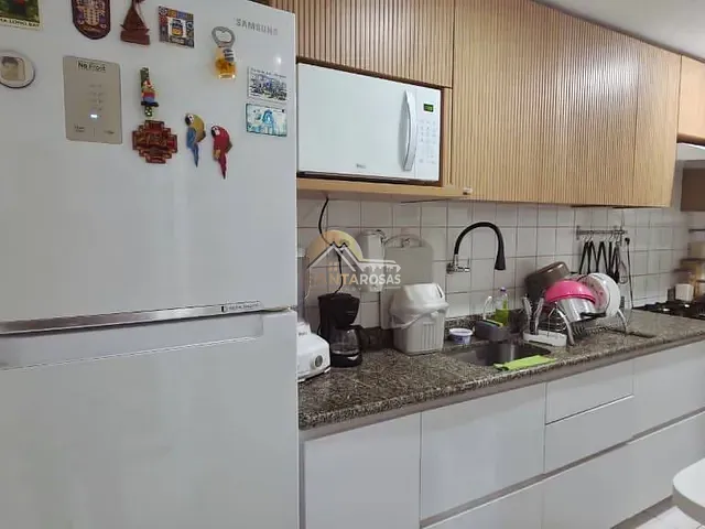 Apartamento 3 quartos e 2 banheiros, para alugar, no bairro Pituaçu em Salvador