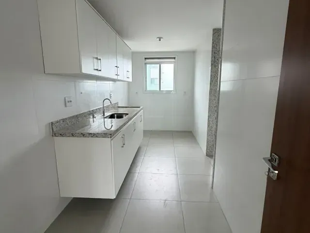 Apartamento 3 quartos e 5 banheiros, à venda, no bairro Parque Tamandaré em Campos dos Goytacazes