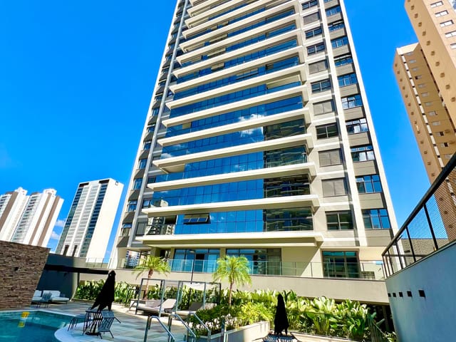 Apartamento com 285m² 3 quartos e 5 banheiros, à venda, no bairro Gleba Fazenda Palhano em Londrina