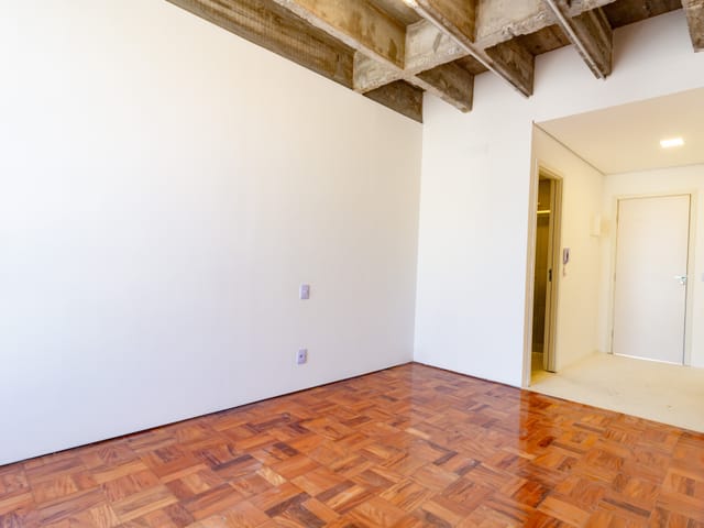 Apartamento 1 quarto e 1 banheiro, para alugar, no bairro República em São Paulo