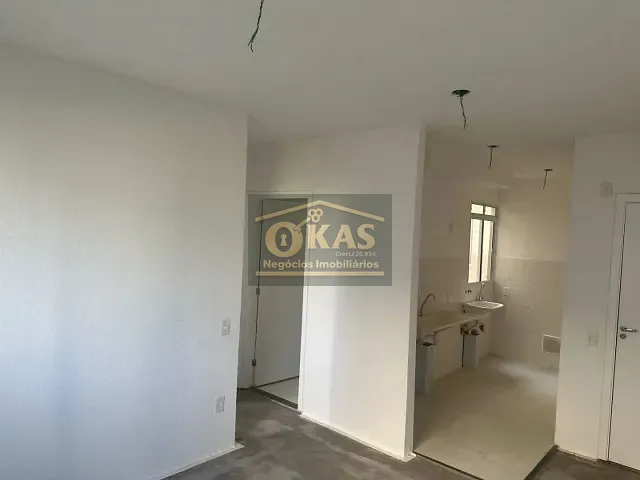 Apartamento 2 quartos e 1 banheiro, à venda, no bairro Parque Santa Rosa em Suzano