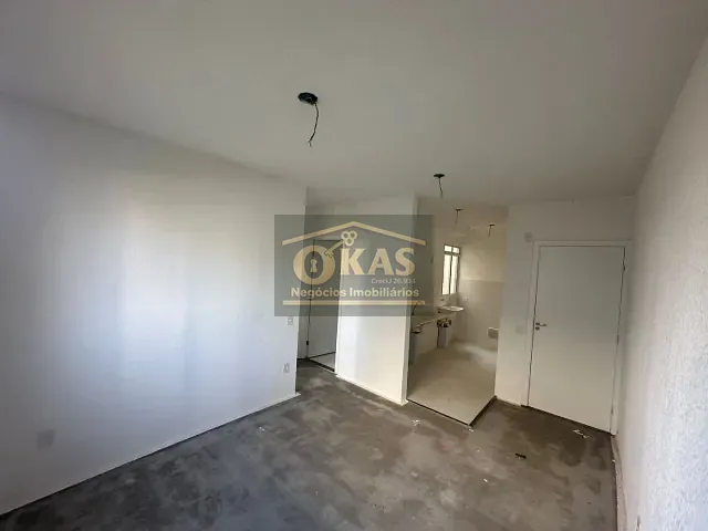 Apartamento 2 quartos e 1 banheiro, à venda, no bairro Parque Santa Rosa em Suzano