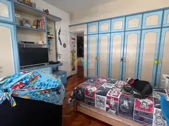 Apartamento com 230m² 4 quartos e 1 banheiro, à venda, no bairro Copacabana em Rio de Janeiro