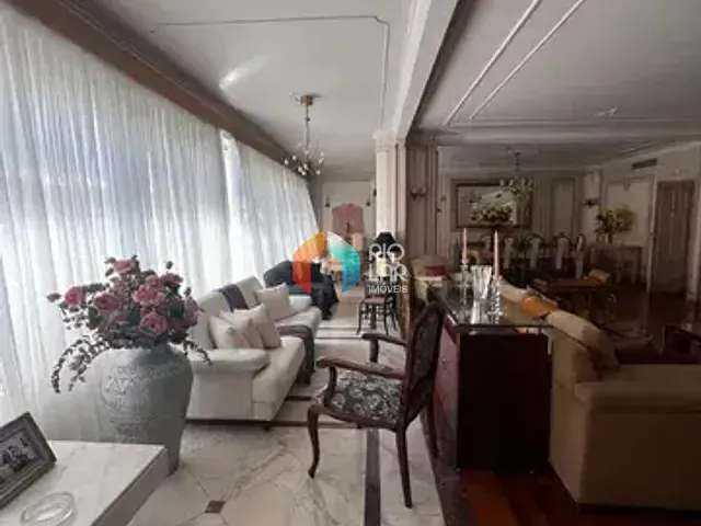 Apartamento com 230m² 4 quartos e 1 banheiro, à venda, no bairro Copacabana em Rio de Janeiro