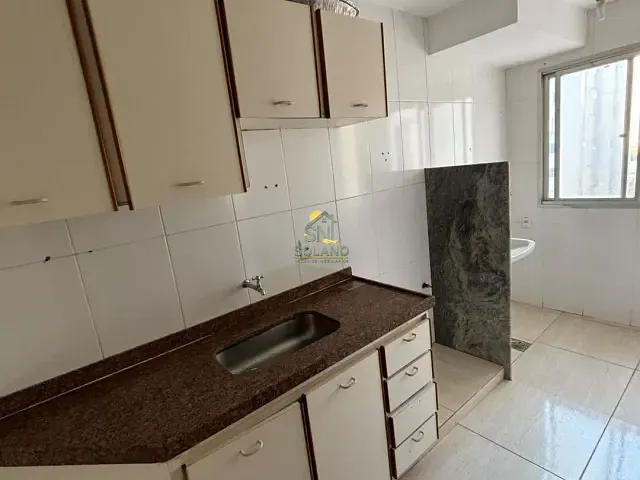 Apartamento 2 quartos e 1 banheiro, para alugar, no bairro Setor Bueno em Goiânia