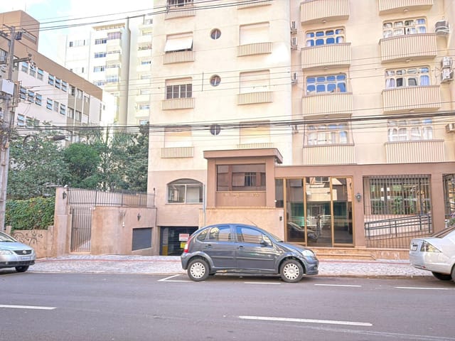 Apartamento 3 quartos e 3 banheiros, à venda, no bairro Centro em Londrina