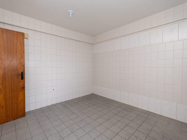 Apartamento 2 quartos e 2 banheiros, à venda ou para alugar, no bairro Centro em Pelotas