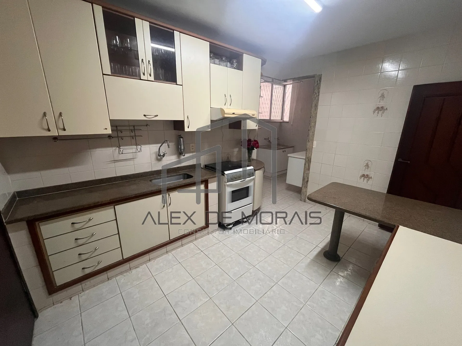 Apartamento, 3 quartos, 130 m² - Foto 1