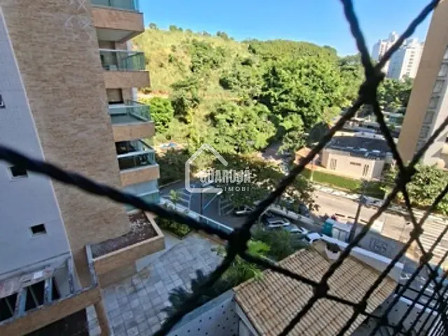Apartamento com 80m² 3 quartos e 2 banheiros, para alugar, no bairro Jardim Astúrias em Guarujá