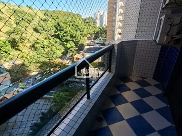 Apartamento com 80m² 3 quartos e 2 banheiros, para alugar, no bairro Jardim Astúrias em Guarujá