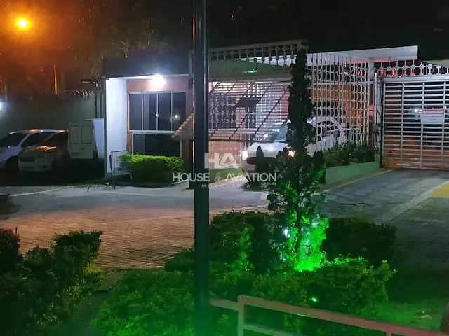 Apartamento com 104m² 2 quartos e 1 banheiro, à venda, no bairro Cardoso Continuação em Aparecida de Goiânia