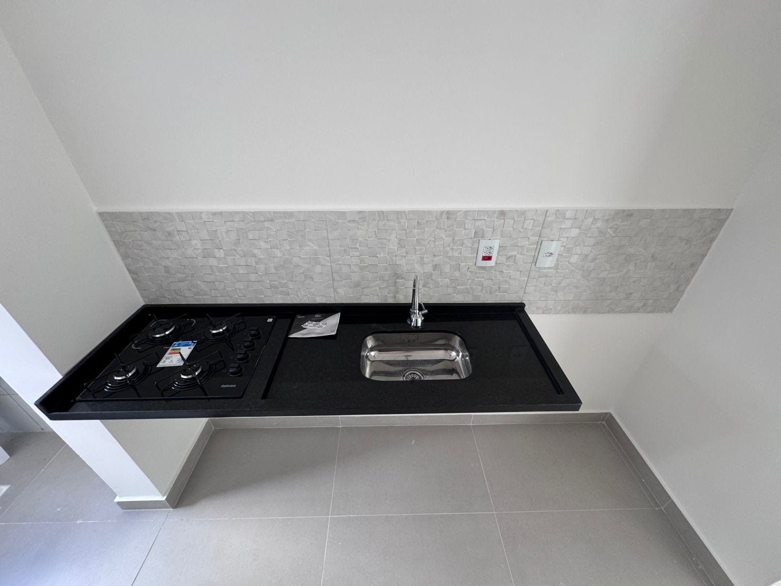 Apartamento à venda e aluguel com 2 quartos, 51m² - Foto 16