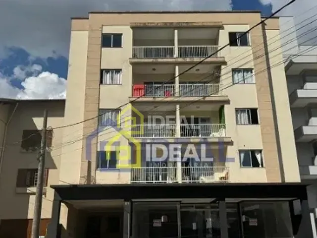 Apartamento 2 quartos e 1 banheiro, para alugar, no bairro Centro em Concórdia