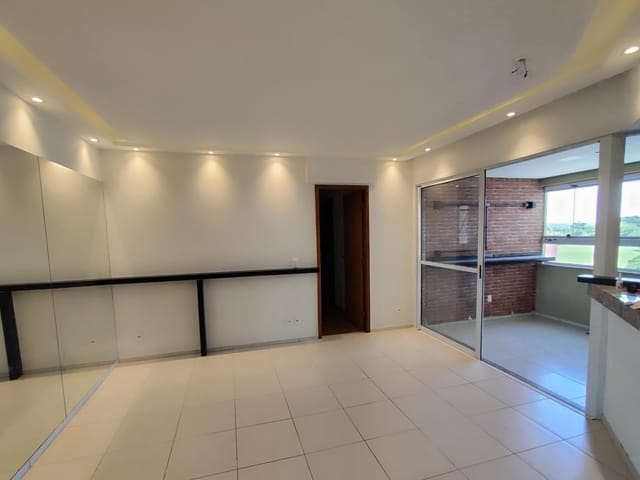 Apartamento 3 quartos e 1 banheiro, para alugar, no bairro Gleba Fazenda Palhano em Londrina