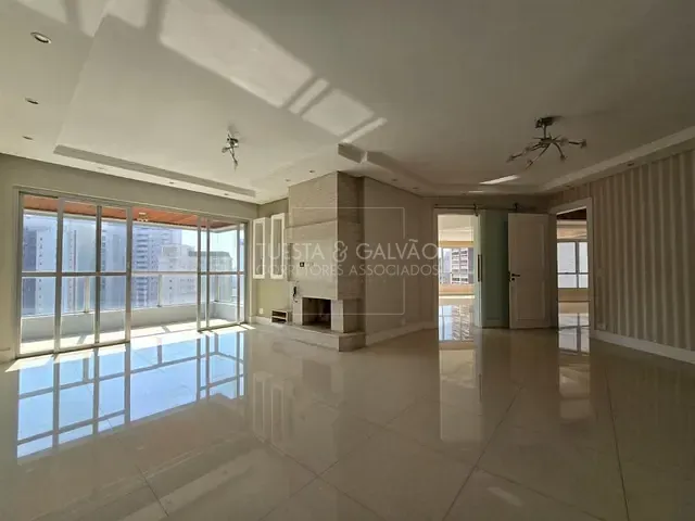 Apartamento com 284m² 4 quartos e 5 banheiros, à venda, no bairro Batel em Curitiba