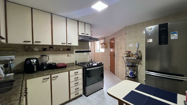 Apartamento 4 quartos e 4 banheiros, à venda, no bairro Vila Nova em Cabo Frio
