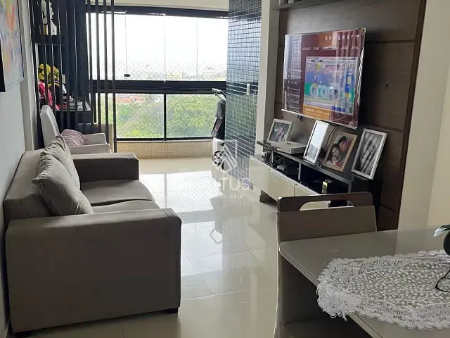 Apartamento 2 quartos e 1 banheiro, à venda, no bairro Boca do Rio em Salvador