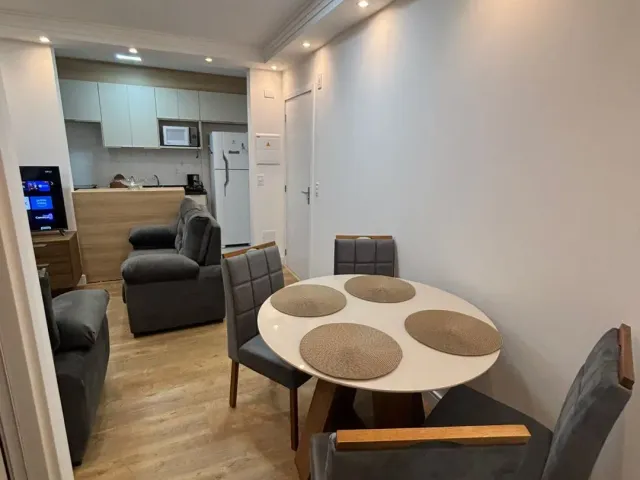 Apartamento com 60m² 2 quartos e 2 banheiros, para alugar, no bairro Vila São Pedro em Santo André