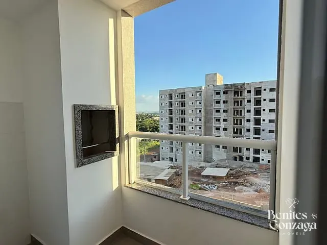 Apartamento 2 quartos e 2 banheiros, à venda, no bairro Parque Industrial em Maringá