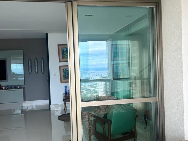 Apartamento com 548m² 4 quartos e 3 banheiros, à venda, no bairro Vila da Serra em Nova Lima