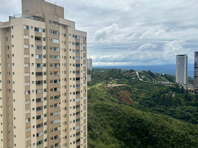 Apartamento com 548m² 4 quartos e 3 banheiros, à venda, no bairro Vila da Serra em Nova Lima
